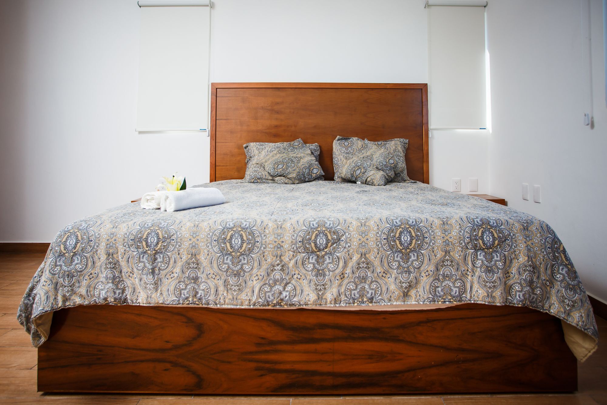 The Hybrid Apartamento